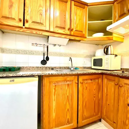 Comodo Apartamento De Un En طوستا ديل سيلونثيو
